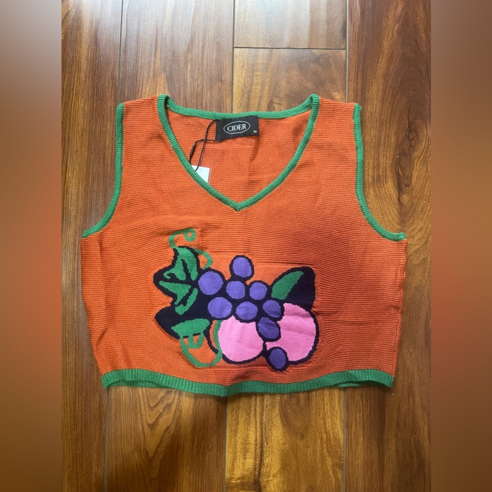 Shop Cider crop top size M NEW